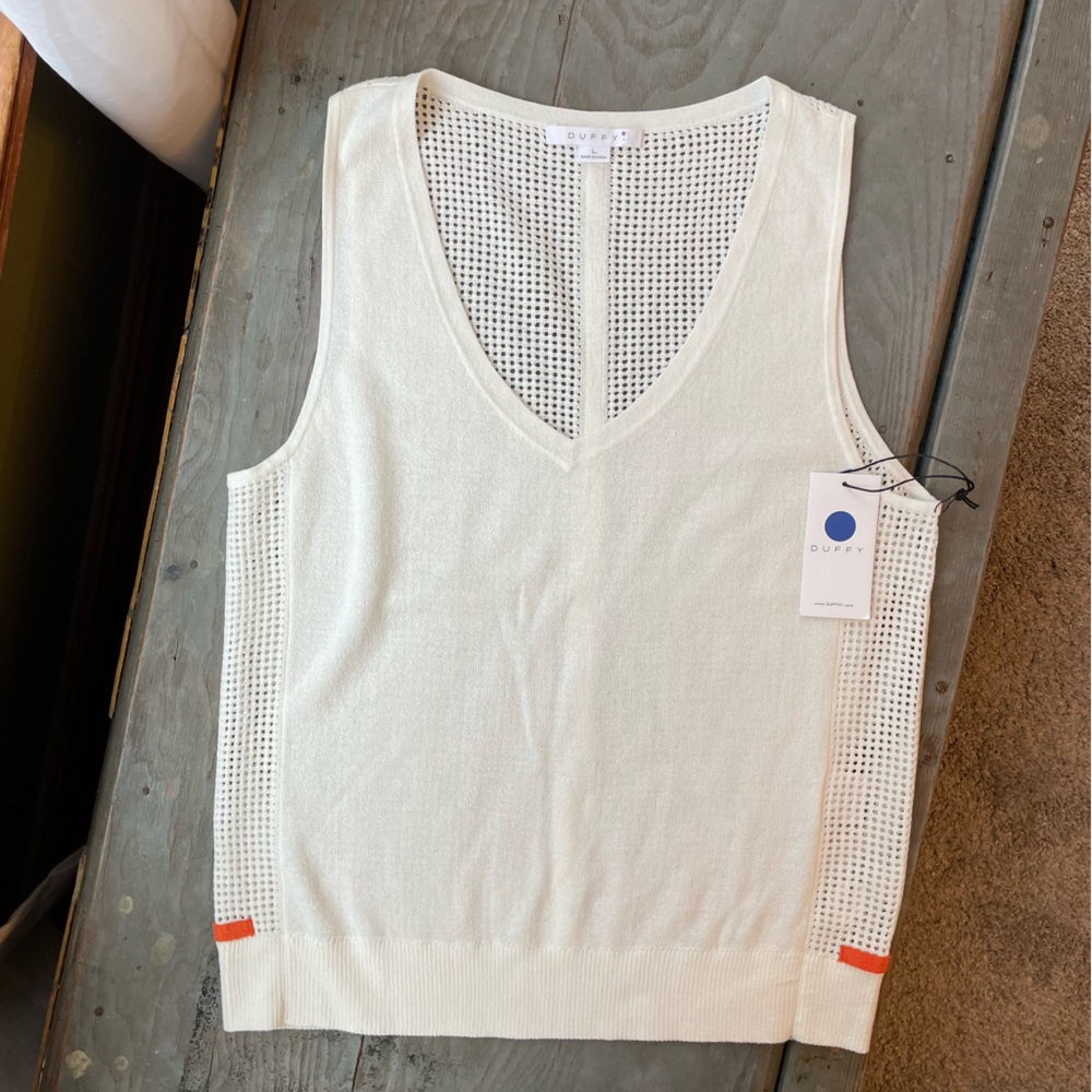 NWT Duffy sweater tank top off white | size large
